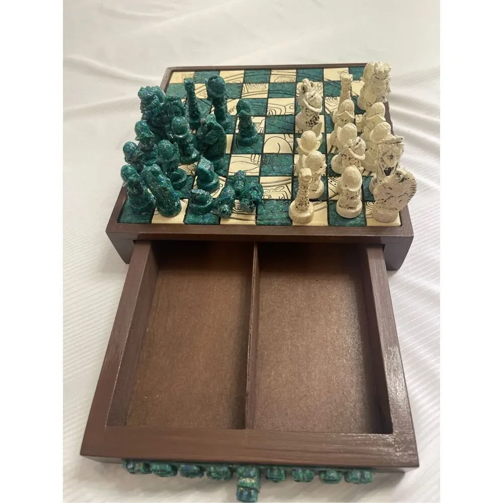 Aztec Mayan Calendar Malachite/Wood Green Chess Set VTG Read Description